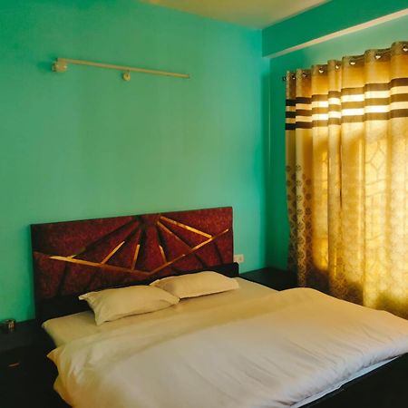Thakur Apartment Shimla Bagian luar foto