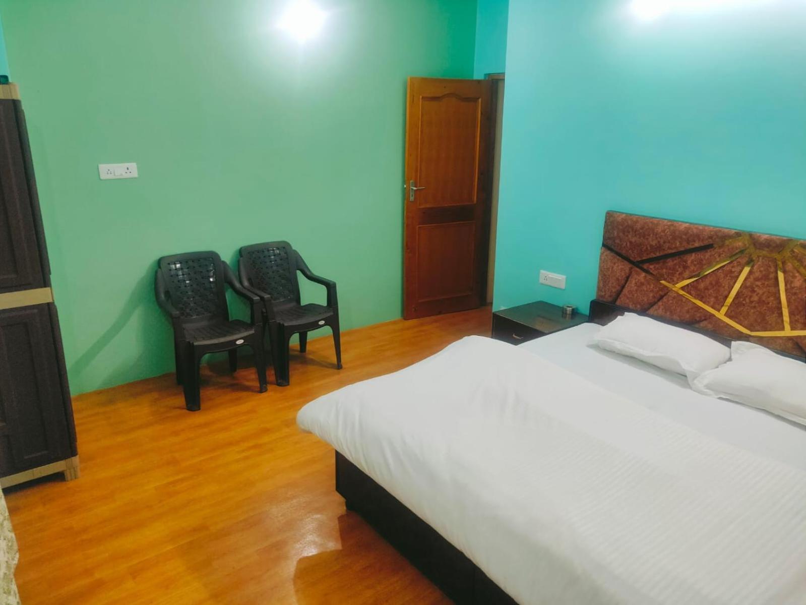Thakur Apartment Shimla Bagian luar foto